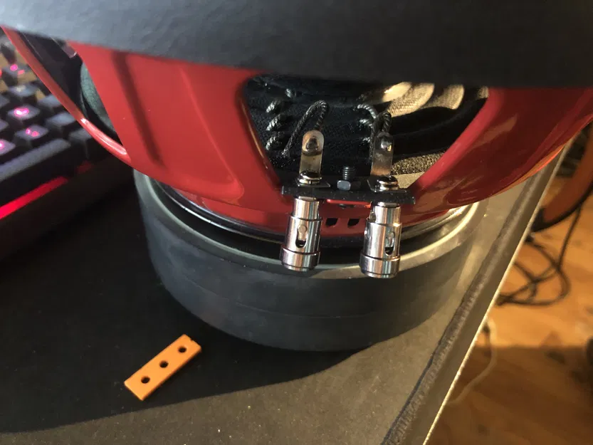 Đế Giữ Cọc Ghim Loa Subwoofer Thay Thế - Image 1