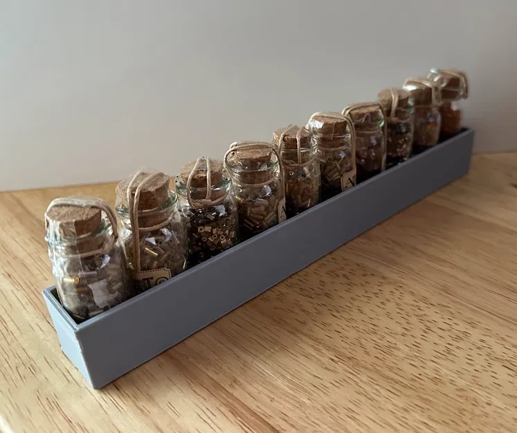 Kệ giữ lọ hạt thủ công - Image 3