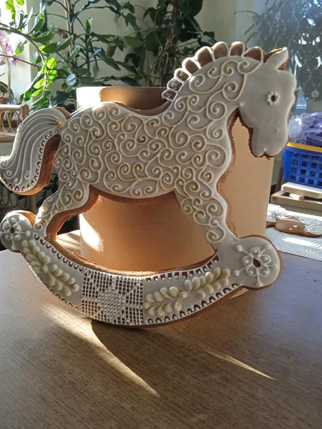 Khuôn Cắt Bánh Hình Ngựa Bập Bênh V1 - Image 1