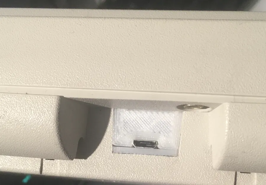 Bộ giữ dây cáp IBM Model M - Image 1