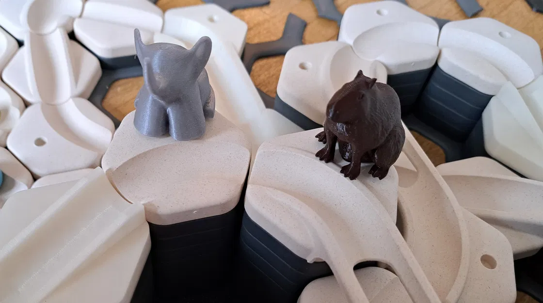 Capybara và Voi Ngồi Tương Thích GraviTrax Junior - Image 1