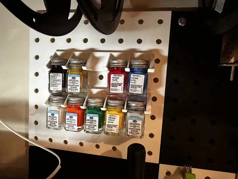 Giá Treo / Kệ Đựng Sơn Testors Cho Bảng Peg Board - Image 2