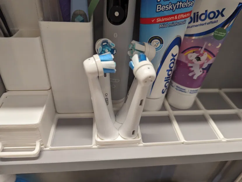 Kệ cắm bàn chải đánh răng Oral B IO theo chuẩn Gridfinity - Image 2