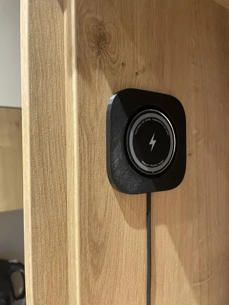 Giá Đỡ MagSafe Treo Tường - Image 1