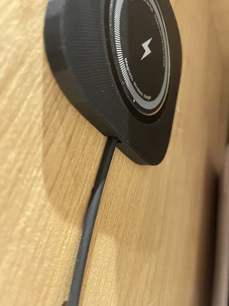 Giá Đỡ MagSafe Treo Tường - Image 3