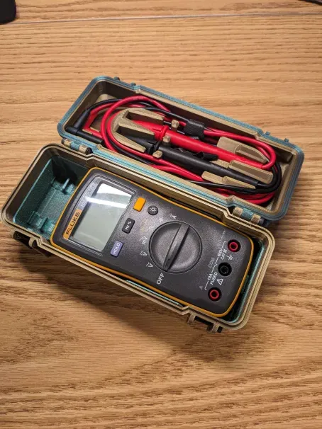 Vỏ Bọc Dày Dặn Cho Fluke 107 Có Đế Cao - Image 2