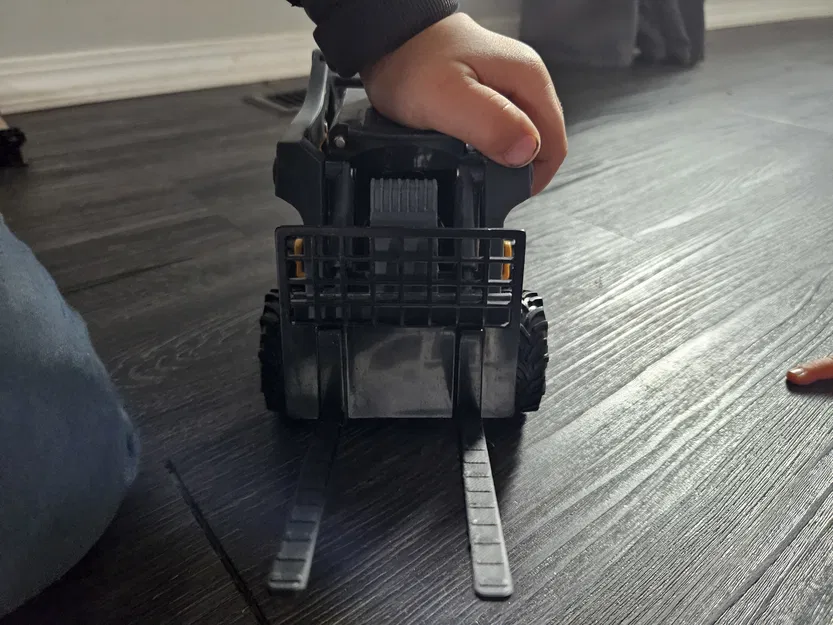 Càng Xe Xúc Lật Kiểu John Deere - Image 2