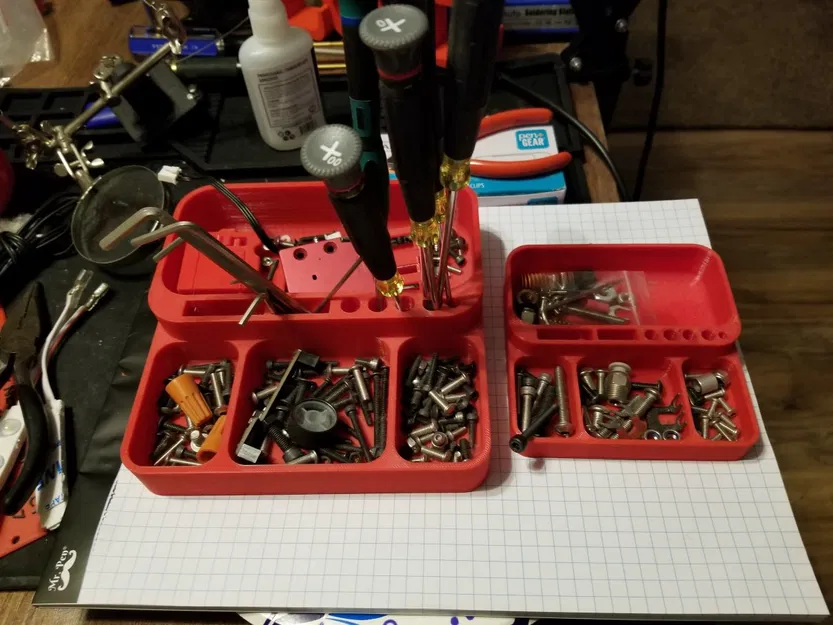 Khay đựng phụ tùng có Logo Thợ thủ công - Image 1