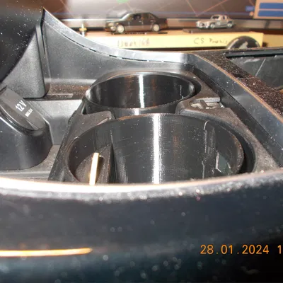 Cốc đựng ly cho Mercedes W205; W213; X253