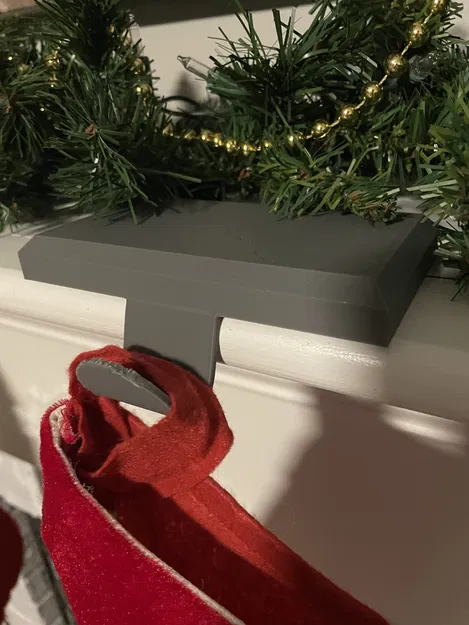 Móc Treo Vớ - Image 1