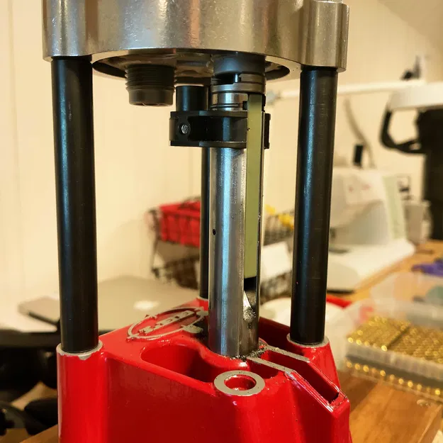 Bộ phận dẫn vỏ đạn cho bàn máy xoay Lee (không kẹt vỏ đạn) - Image 4