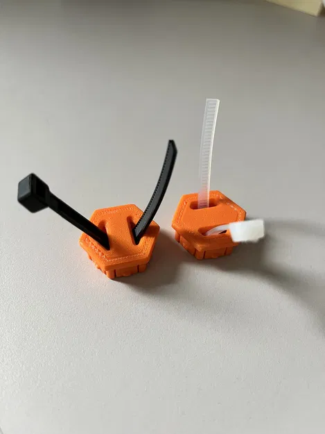 Chèn Dây Rút "Khủng" Cho Honeycomb Storage Wall (HSW) - Image 1