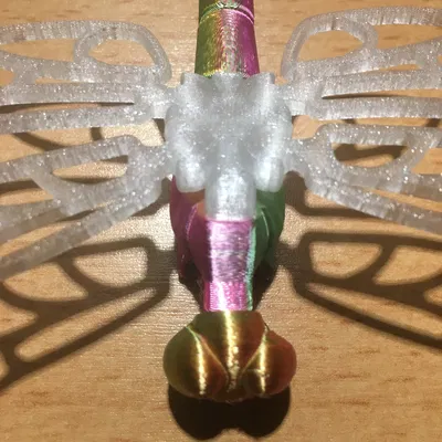 Gốc cánh PETG và thân PLA cho Voronoi Dragonfly
