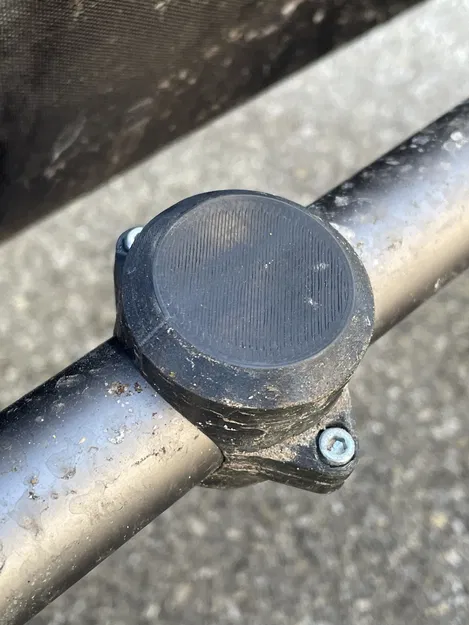 Giá đỡ AirTag cho Bugaboo Fox 3 - Image 1