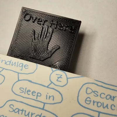 Bookmark Bàn Tay Vươn Ra Từ Sách