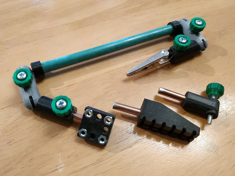 Tay thứ ba - Kẹp giữ bo mạch PCB - Image 4