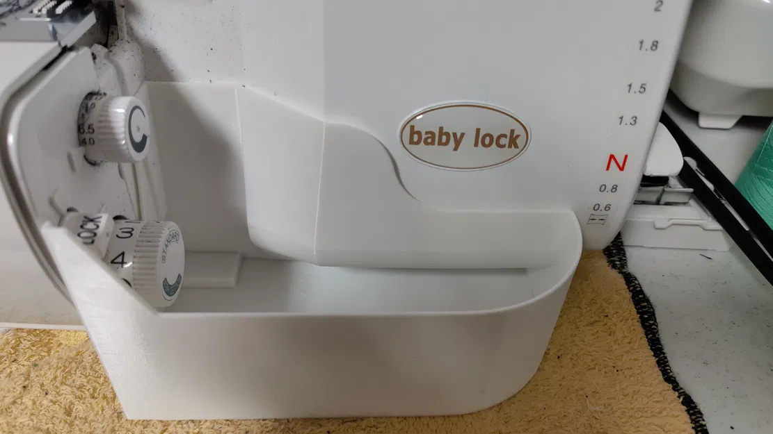 Thùng rác máy Babylock Evolution - Image 4