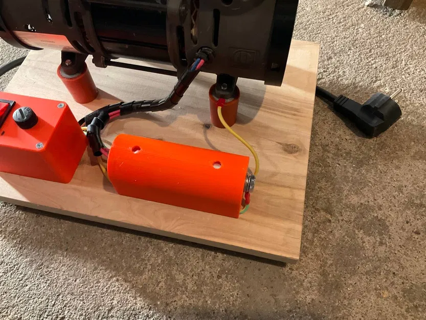 Đế Giữ Tụ Điện Động Cơ / Motor Cap Mount - Image 1