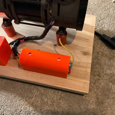 Đế Giữ Tụ Điện Động Cơ / Motor Cap Mount