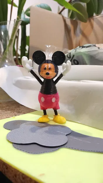 Mô hình 3D Chú Chuột Mickey Phiên Bản Steamboat Willie - Image 2