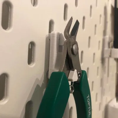 Giá Đỡ Kìm Cắt Dây IKEA Skadis