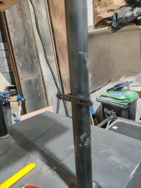 Giá đỡ đèn năng lượng mặt trời Pikip - Image 2