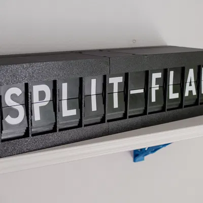 Màn hình Split-Flap In 3D Hoàn Toàn