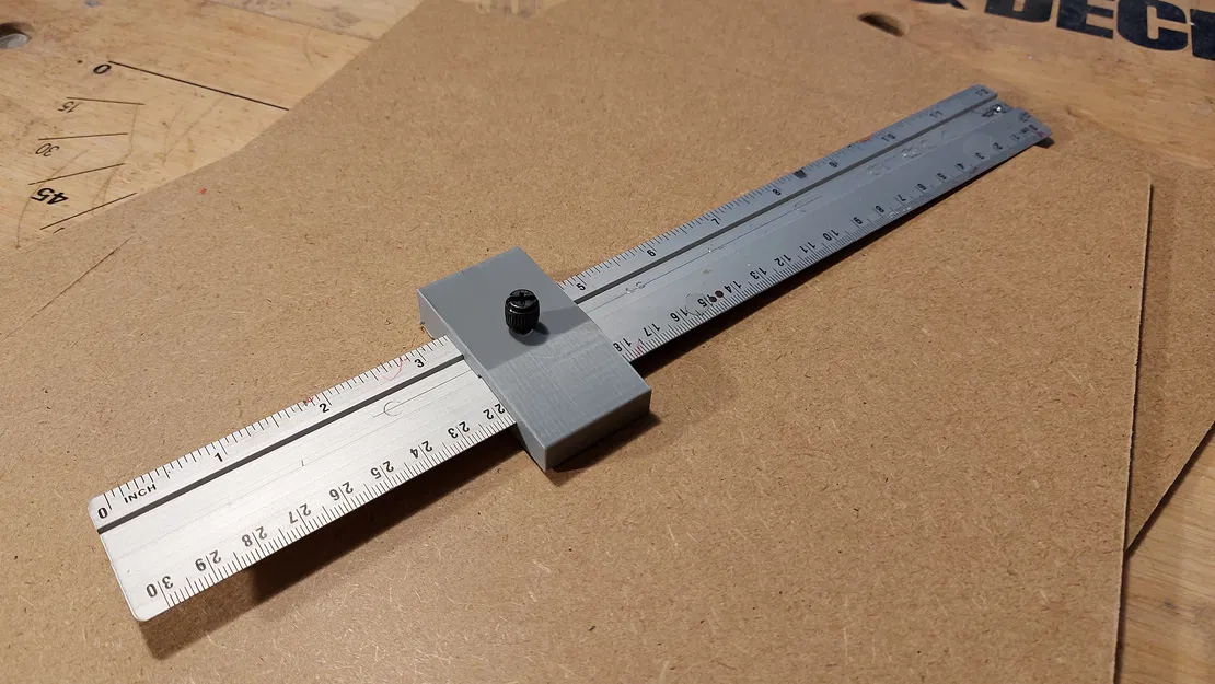 Dụng cụ chặn kẻ đường thẳng cho thước Action - Image 2