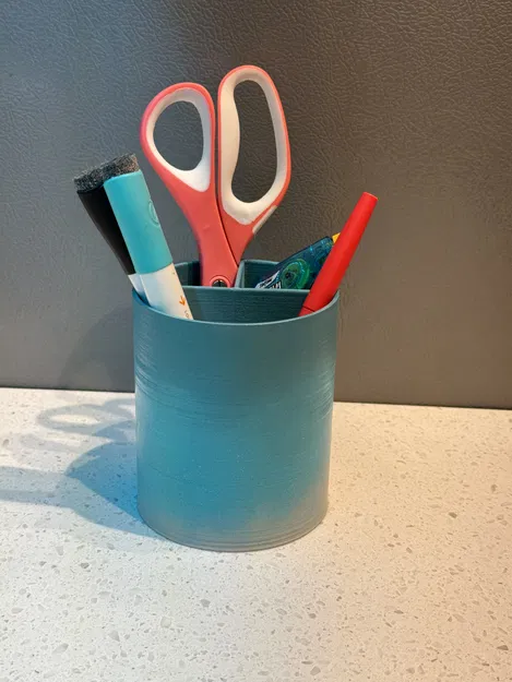 Hộp Đựng Bút Đơn Giản - Image 1