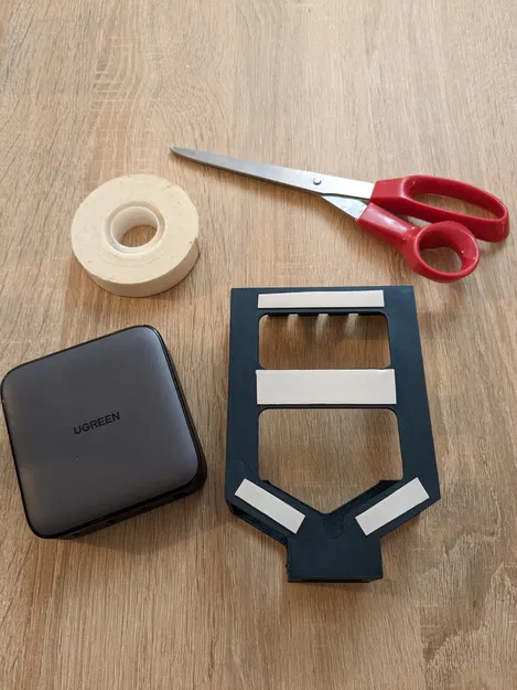 Giá Đỡ Sạc Ugreen Nexode 100W Có Quản Lý Dây Cáp - Image 3