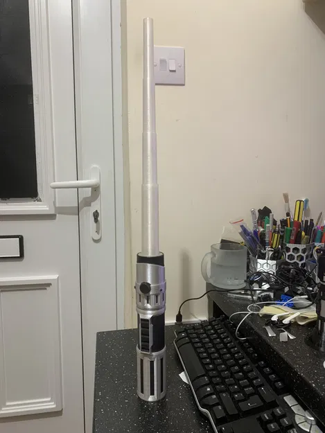 Mô hình Máy Hút Bụi Lightsaber - Image 6