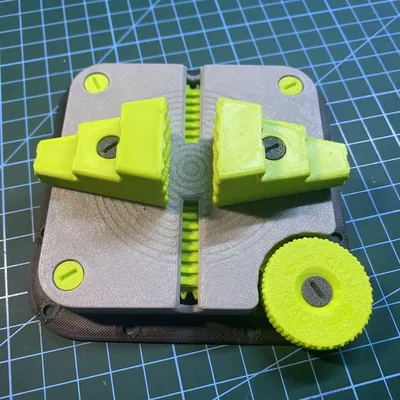 Hàm 4 Cạnh Cho Máy Kẹp 3D