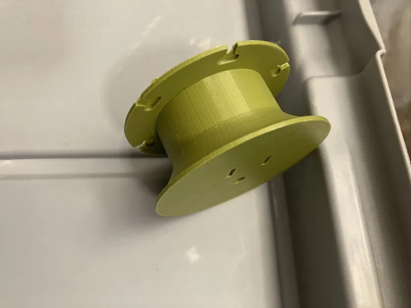 Hộp đựng dây cáp nguồn/adapter (phích US, không cần hỗ trợ) - Image 1