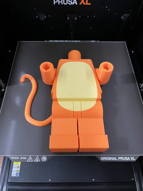 Tigger Lego Giữ Giấy Vệ Sinh (Bản Làm Lại) - Image 1