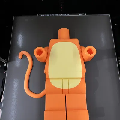 Tigger Lego Giữ Giấy Vệ Sinh (Bản Làm Lại)