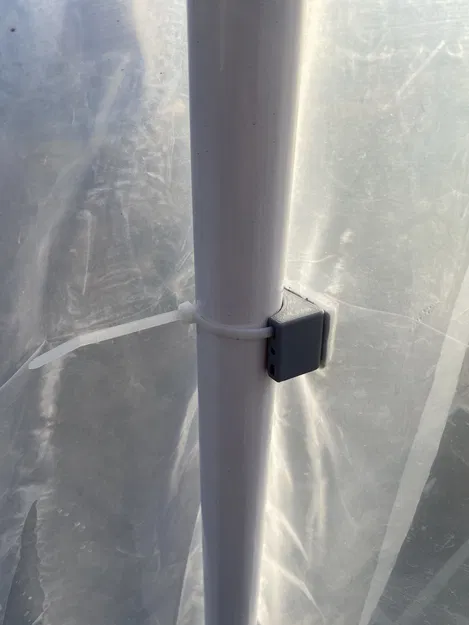 Kẹp Nhựa Nhà Kính - Image 2