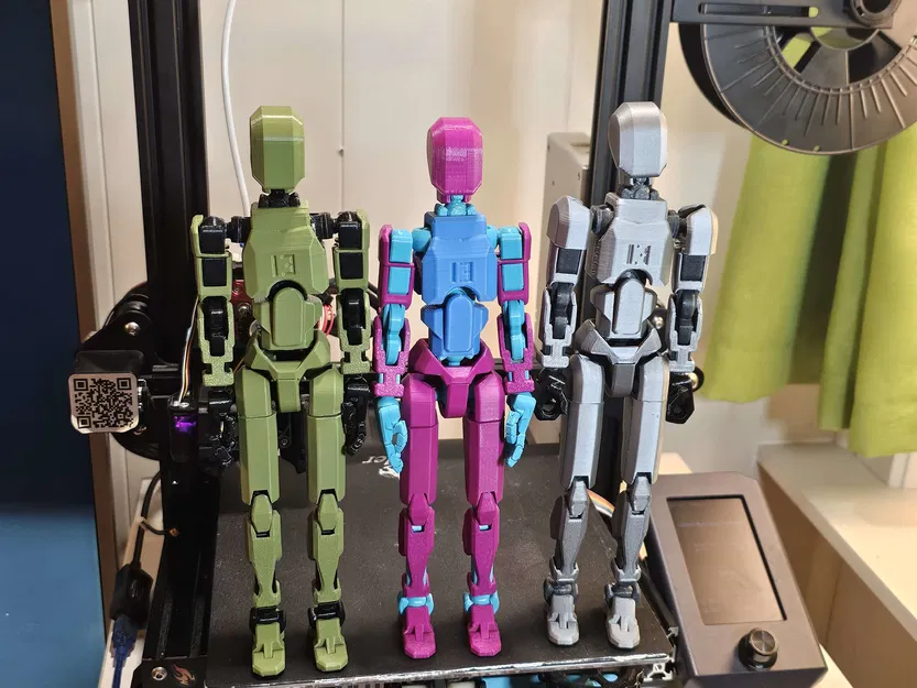 Hunky 13 (Biến thể Dummy 13) Khung xương đòn, ống chân và đùi lớn hơn. - Image 6