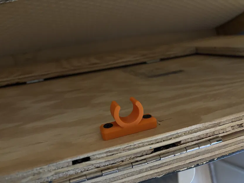 Chốt Cửa Cứng Cáp Hơn - Image 1