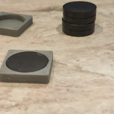 CỜ GĂNG TAY NAM CHÂM (TRIS)