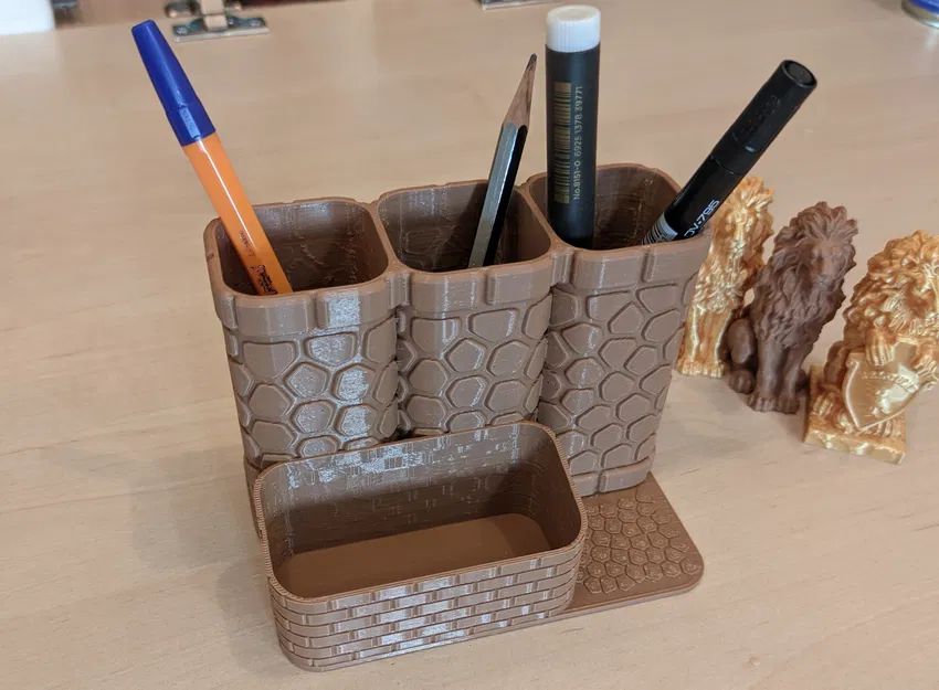 Chỗ Cắm Bút Kiểu Đá - Image 1