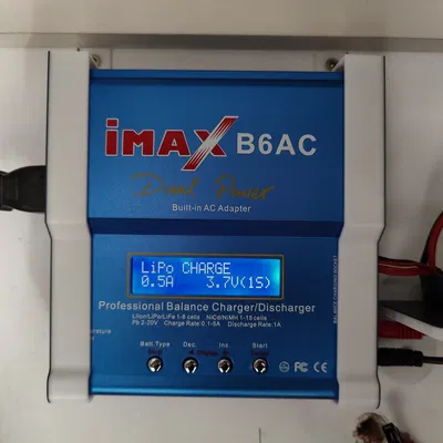 Giá Treo Tường Cho Sạc IMAX B6AC