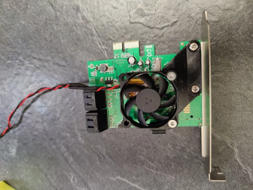 Giá đỡ quạt cho card Delock SATA (40mm) - Image 2