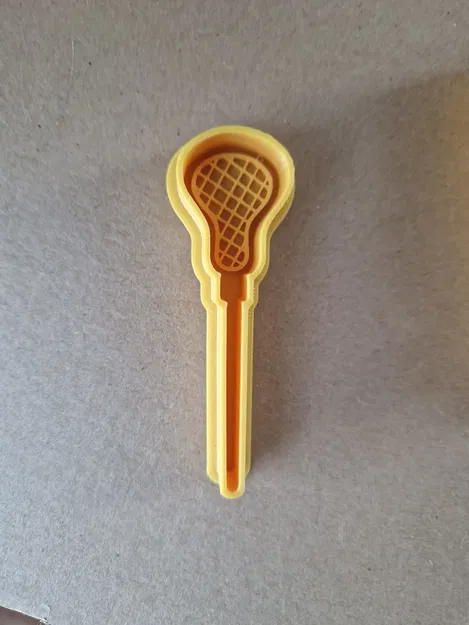 Khuôn Cắt Bánh Hình Vợt Lacrosse - Image 1