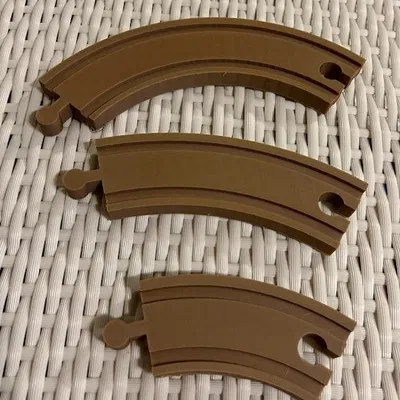 Bộ Đường Ray Cong Xe Lửa Gỗ Brio