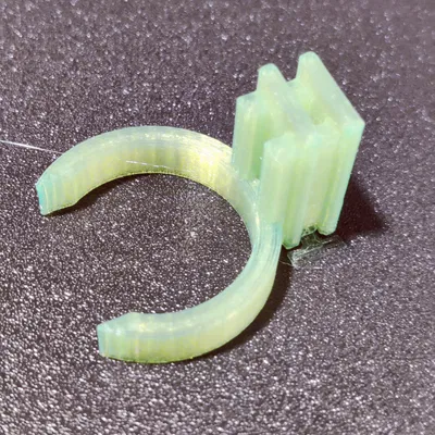 Giá đỡ bình nước cho lồng vẹt