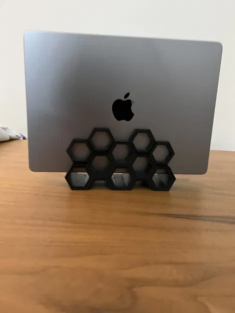 Giá đỡ Laptop Dọc Hình Tổ Ong cho Macbook Pro - Image 1