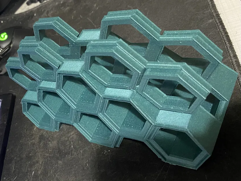 Giá đỡ Laptop Dọc Hình Tổ Ong cho Macbook Pro - Image 7