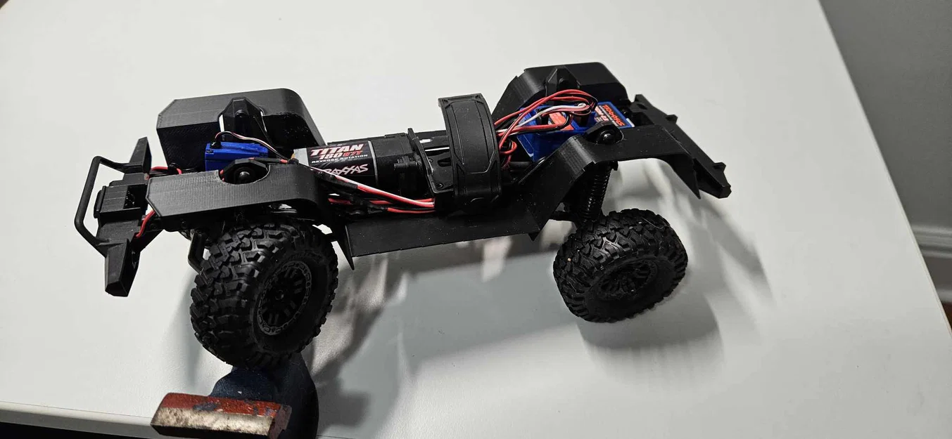 Ốp Lót Trong TRX4M Defender Siêu Nhẹ - Image 1