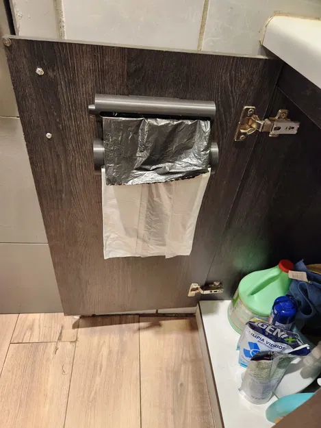 Hộp Đựng Túi Rác Cuộn - Image 1