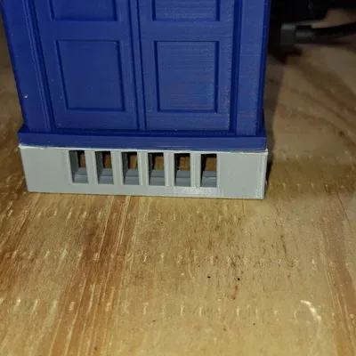 Đế cho vỏ Raspberry Pi TARDIS